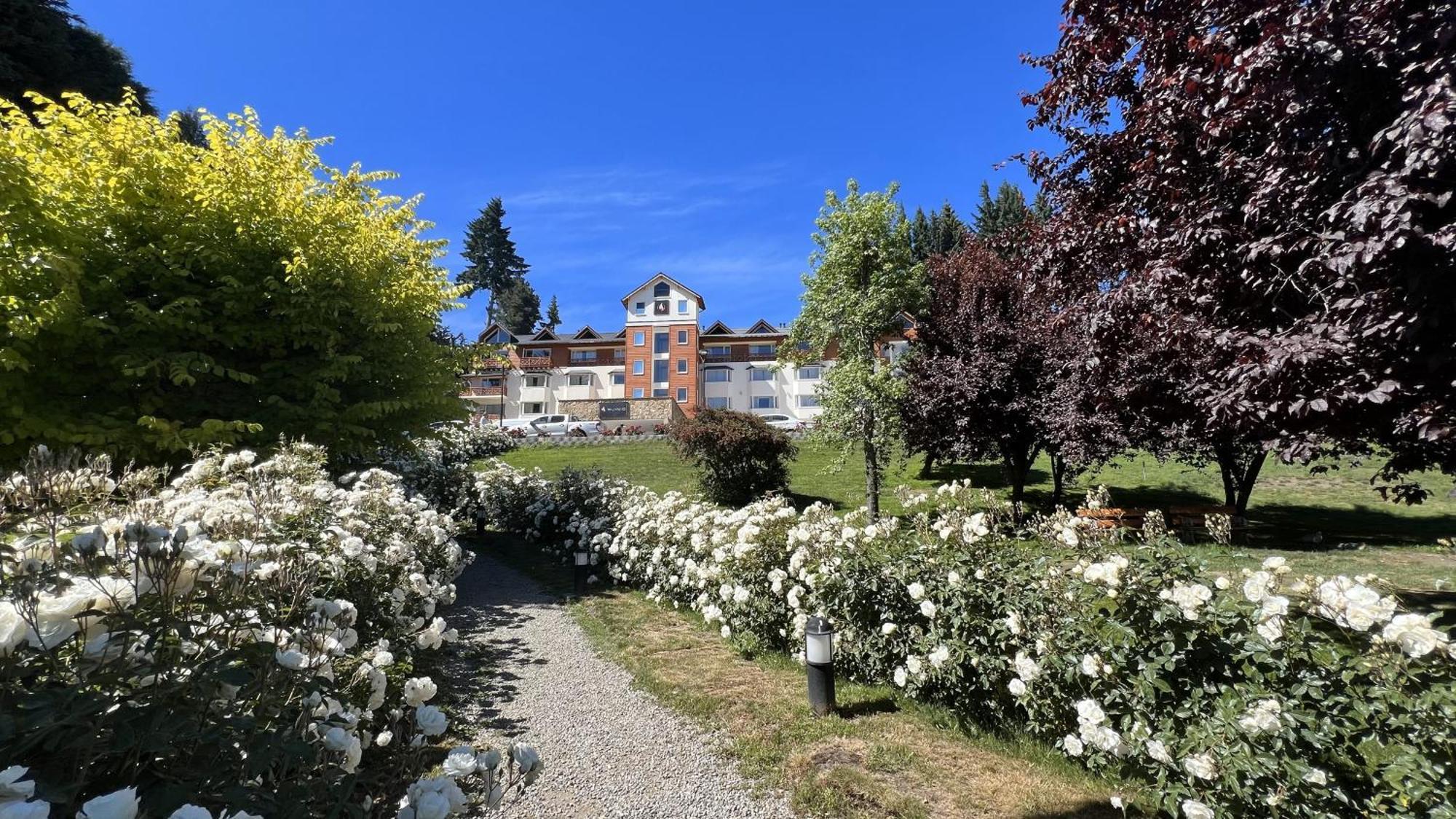 Huinid Bustillo Hotel & Spa Сан-Карлос-де-Барилоче Экстерьер фото